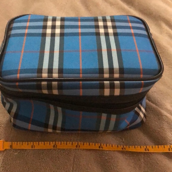 Burberry Handbags - Authentic Burberry Makeup Case